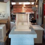 祠宮/板宮造り・台座